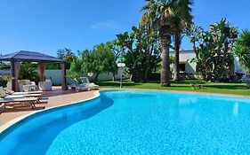 Villa Alfonsa, Fontane Bianche, Siracusa, Private Pool, 10Min From The Beach